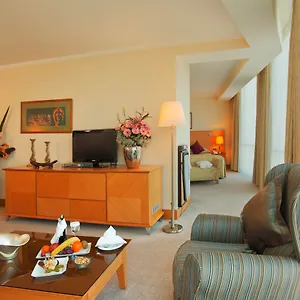 Wyndham Grand Ozdilek Thermal & Spa İzmir